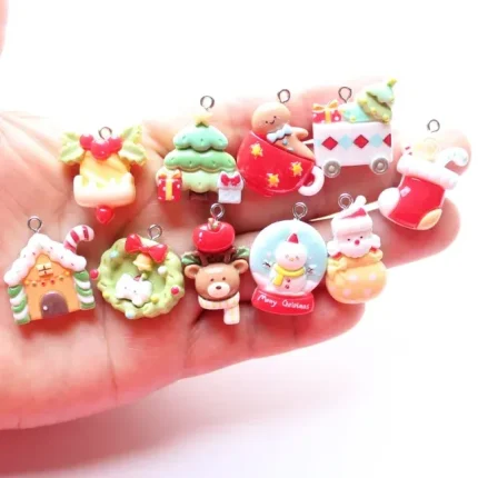Christmas Decorations 10Pcs Cute Bear Snowman Charms Xmas Santa Claus Gift Resin Pendants Diy Earring Necklace Bracelets Jewelry Acces Otxwc